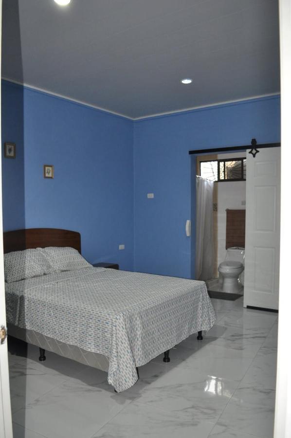 Hotel Casa Blanca Леон Экстерьер фото