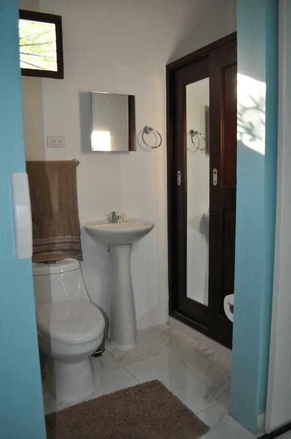 Hotel Casa Blanca Леон Экстерьер фото
